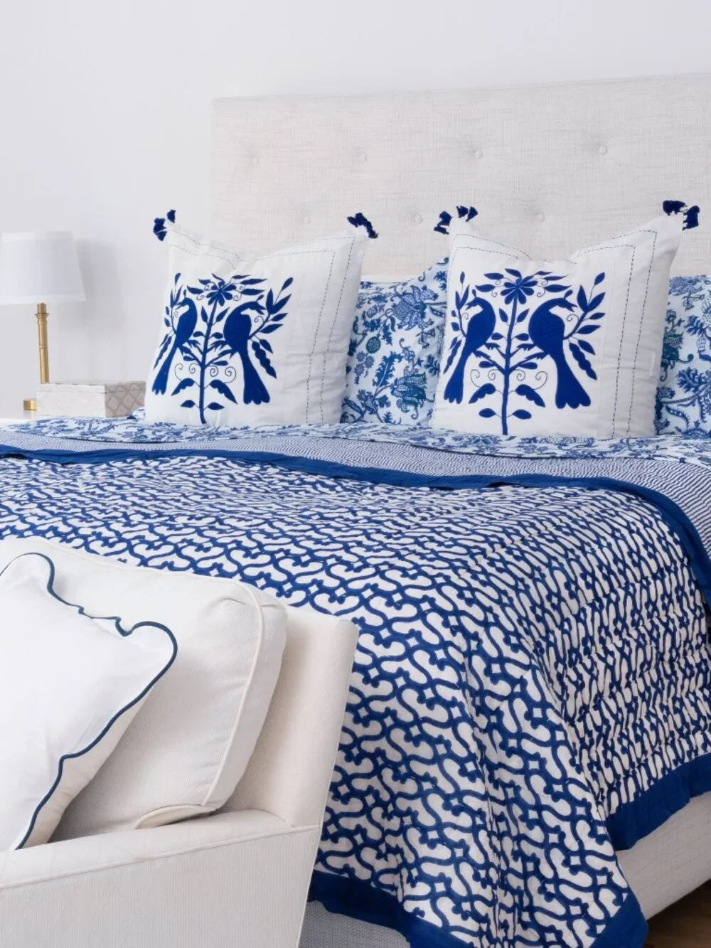 Roller Rabbit TWIN Quilt Big Cata Print Blue White NEW WITH TAGS